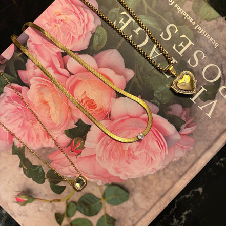 Lola Necklace