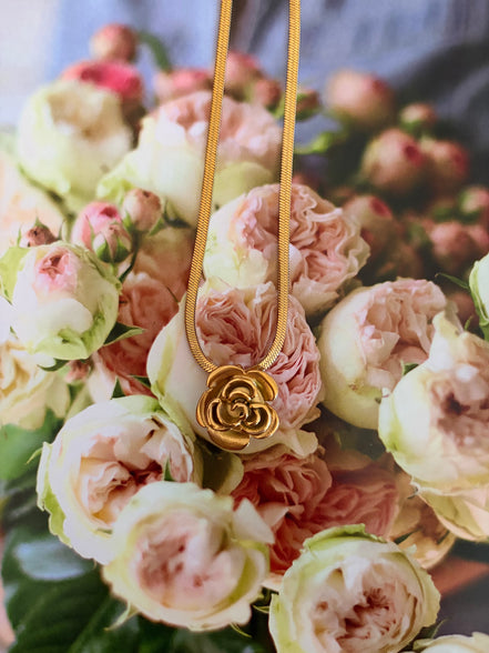 Rose Necklace