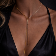 Veronica Lariat