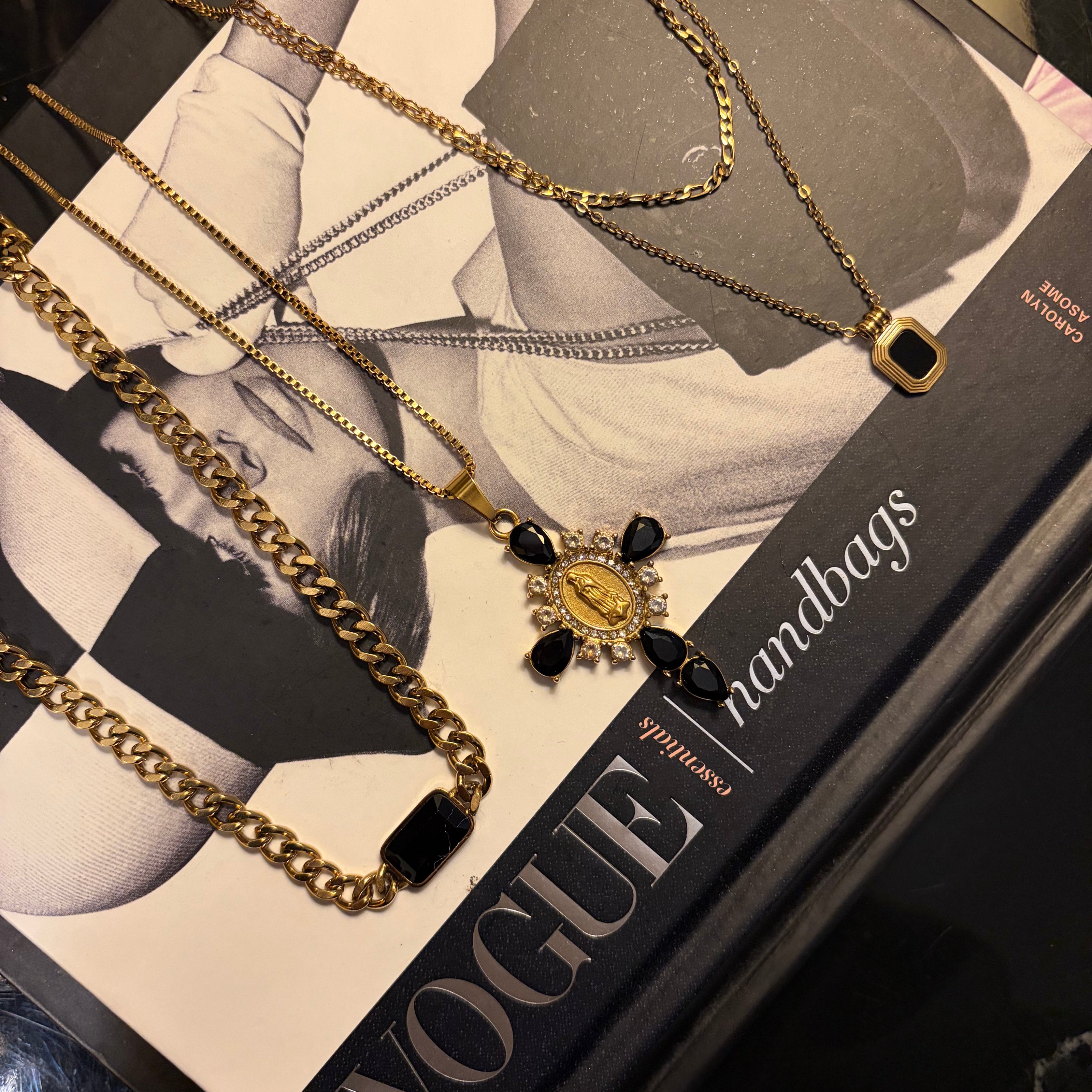 Onyx Stacking Chain