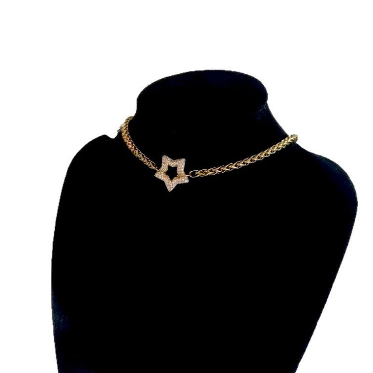 Callahan Choker